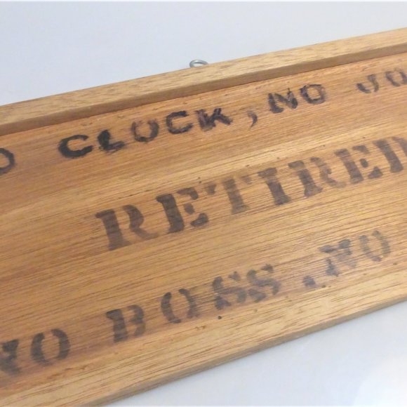 2x Solid Wood Plaque RETIRED & FISHERMEN No Boss No Mola No Job Liars Handmade - Picture 2 of 11